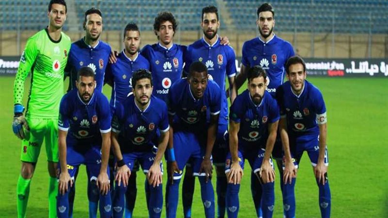 الأهلي يدرس السفر