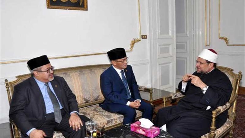 وزير الأوقاف ضيف