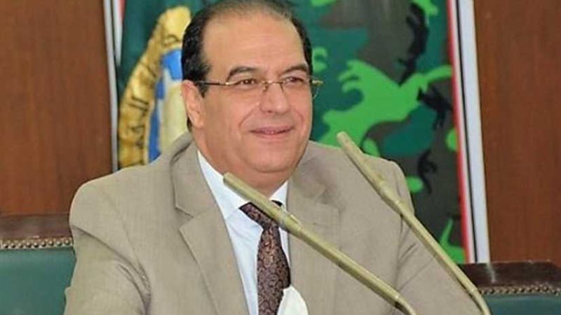 ​لمنع تكدس الموظفين..