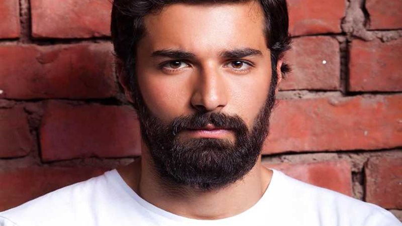 أحمد حاتم يودع بلاتوه