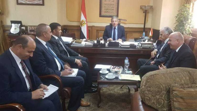 تفاصيل لقاء وزير