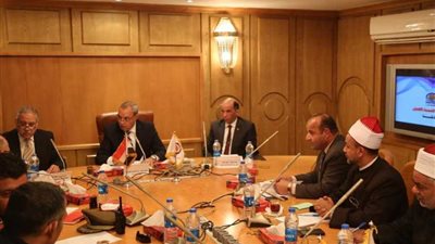 تطهير 17 ألفا و855 فدانا من التعديات بقنا