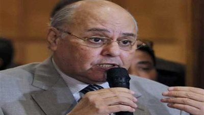 موسى مصطفى: 