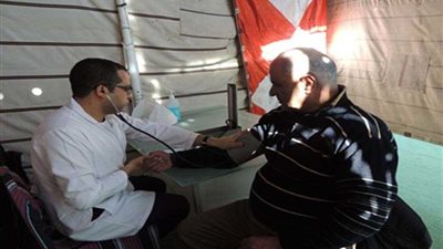 الكشف على 1448 بقافلة علاجية بالفرجاني