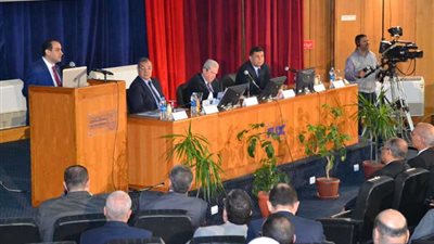 الكردى: قوة الشعوب تقاس بالمعرفة والمعلومات