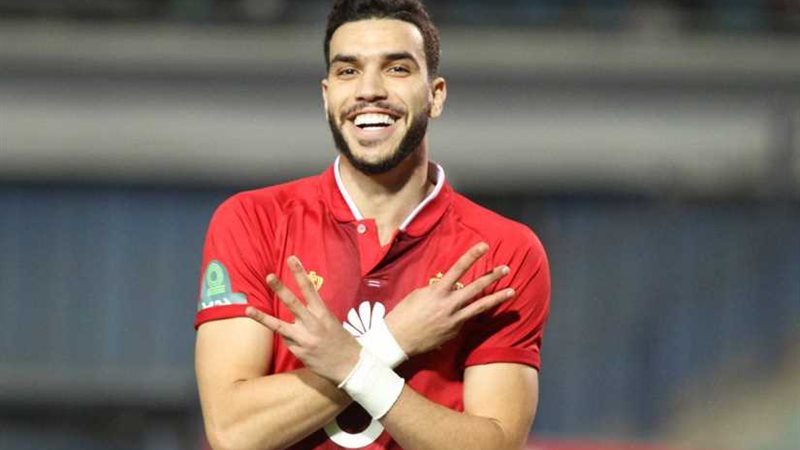 «أزارو» يضيف الهدف