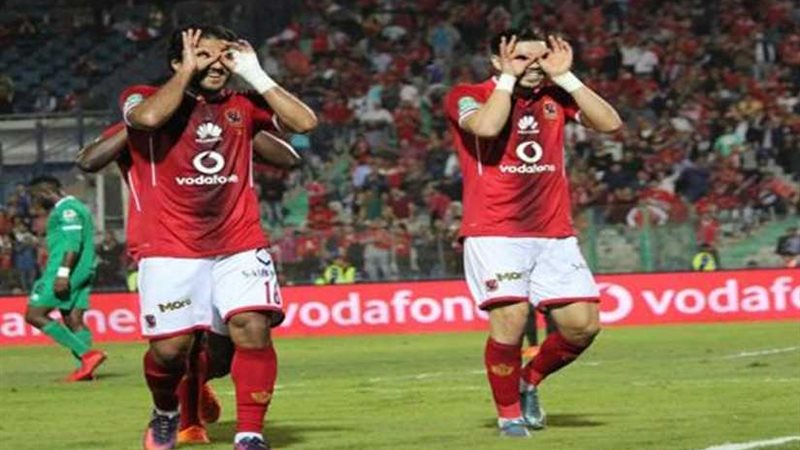 الأهلي يتقدم بثنائية