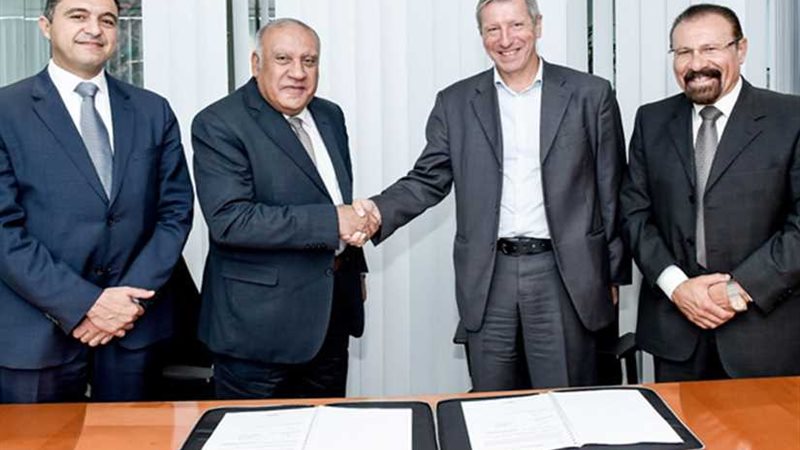 اتفاقية لتصنيع لوحات