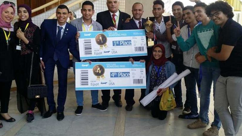 طلاب الجيزة يحصدون