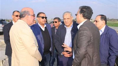 محلب وعرفات في جولة تفقدية بالدائري الإقليمي 