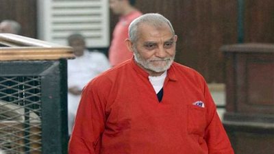 كلاكيت تاني مرة.. محاكمة بديع و12 آخرين في 