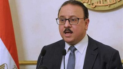 وزير الاتصالات: قانون لجرائم المعلومات.. وقريبا فيس بوك مصري