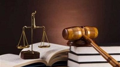 بدء محاكمة 34 