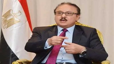 وزير الاتصالات : 