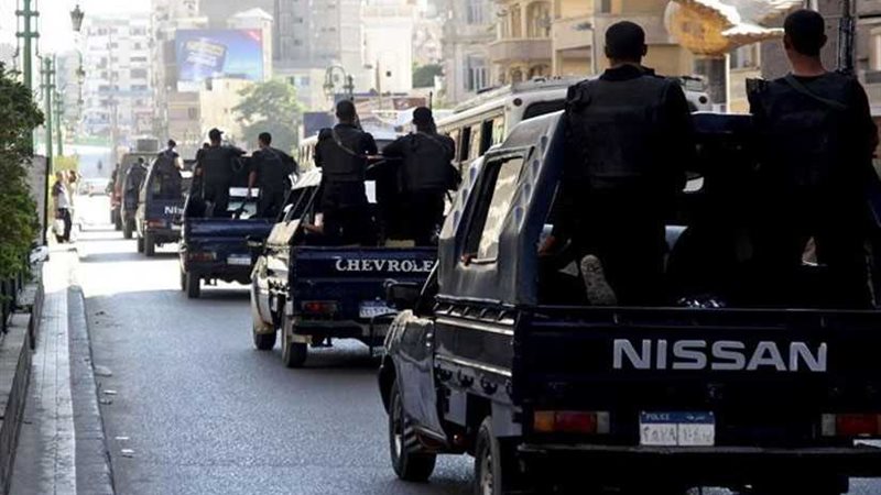 ضبط 52 متهمًا بحوزتهم