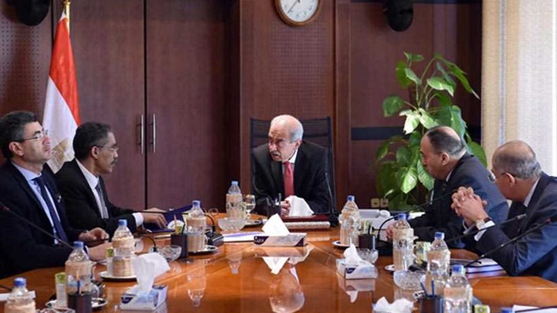 إسماعيل يوجه رئيس