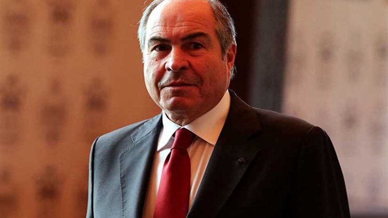 الوزراء الأردني يوقف