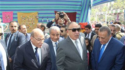 زهور الربيع.. معرض فقد بريقه