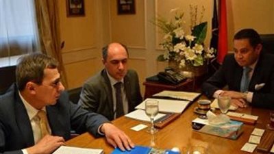 وزير قطاع الأعمال يبحث التعاون مع سفير أوكرانيا بالقاهرة