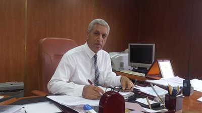 مياه البحيرة