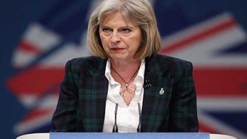 بريطانيا تجمد الأصول