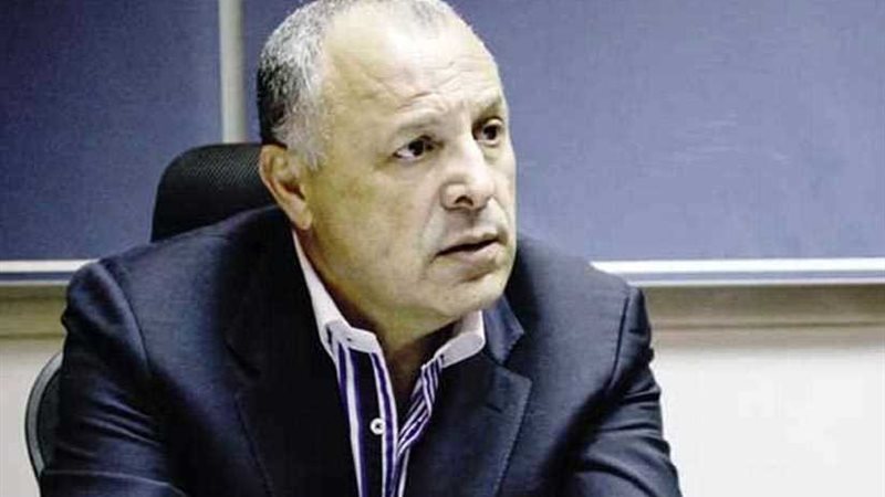 أبو ريدة يدافع عن