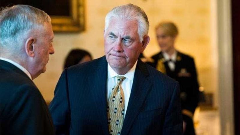 أسباب إقالة وزير