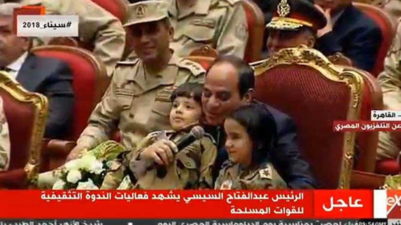 السيسي يعد أبناء