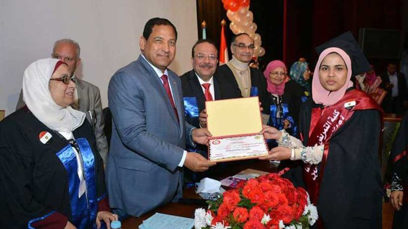 رئيس جامعة طنطا يشهد