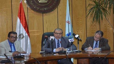 وزير القوى العاملة يعلن الجدول الزمني للانتخابات العمالية