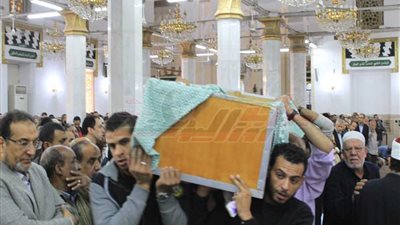 عميدة صحفيي روزاليوسف تصل مستقرها الأبدي