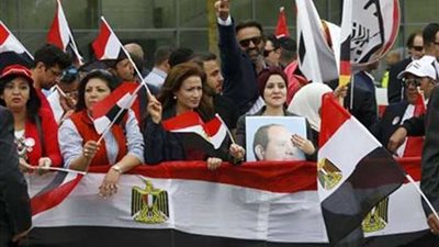 إقبال كثيف من المرأة في انتخابات المصريين بالخارج