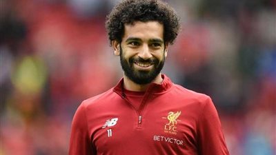 صلاح يهدي عائلته رحلة 