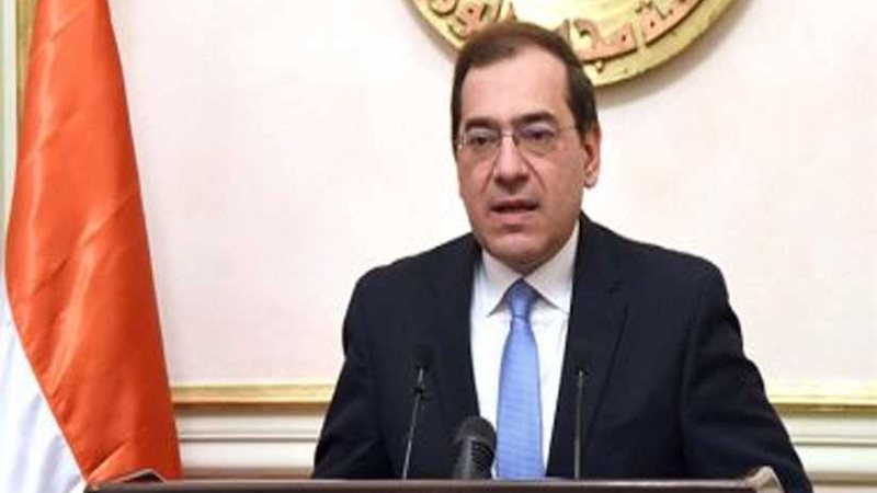 وزير البترول يتفقد