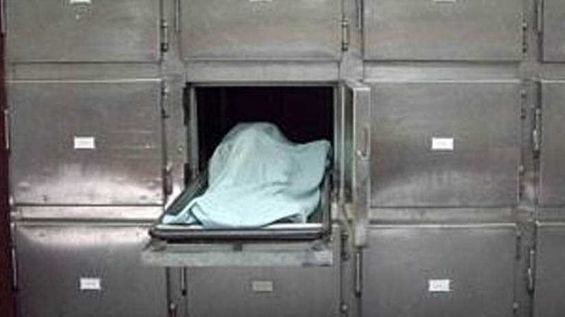 مصرع طالبة سقطت من