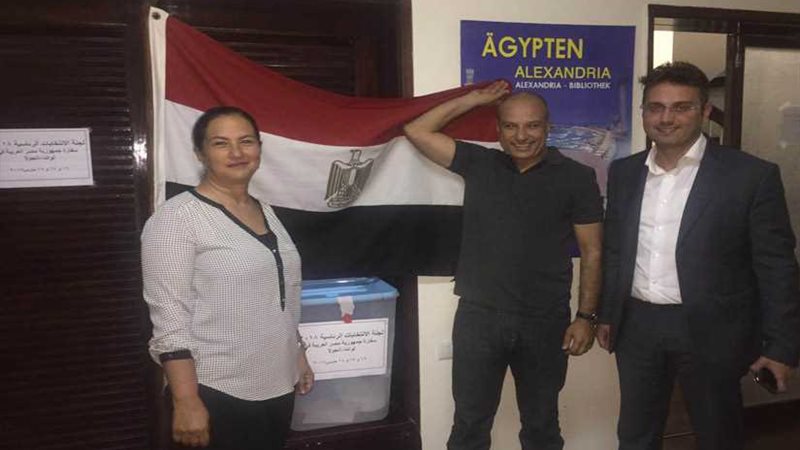 صور.. الجالية المصرية