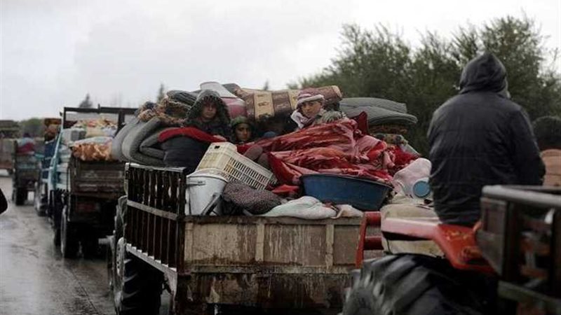 نزوح أكثر من 150