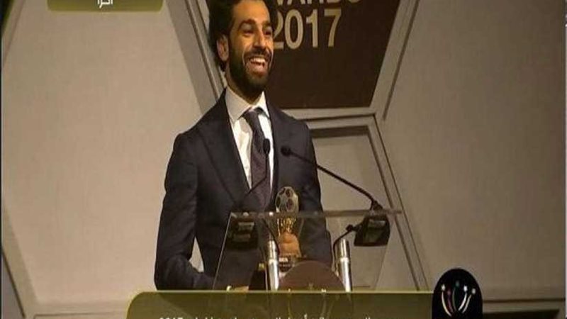 محمد صلاح يفوز بجائزة