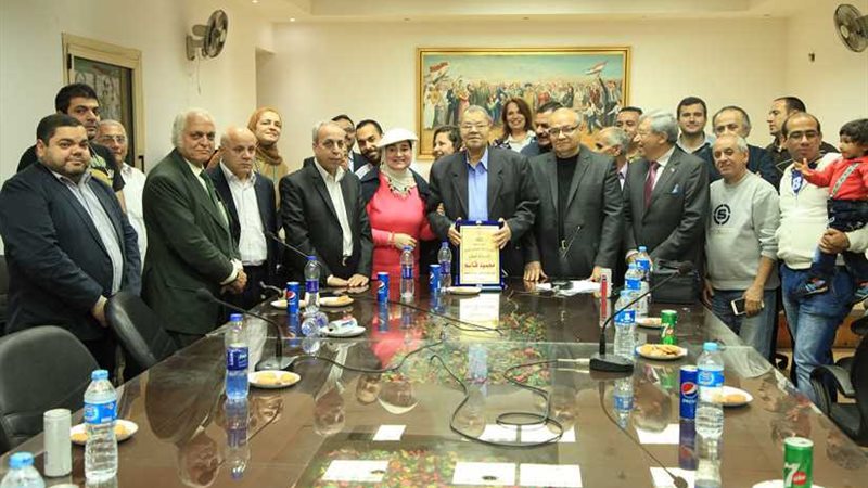 بالصور.. البرنامج