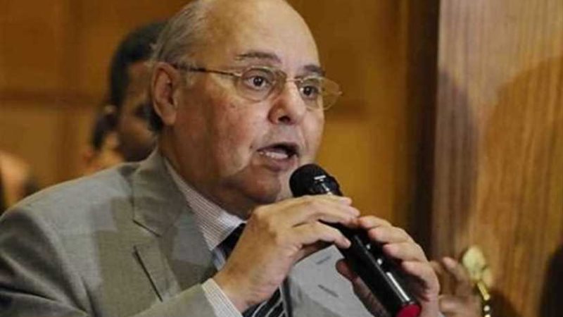 موسى مصطفى: نحذر