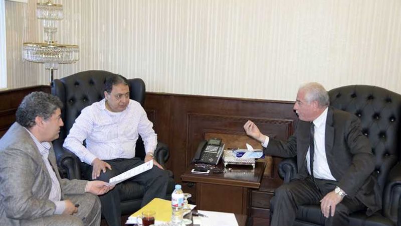 تفاصيل لقاء وزيرالصحة