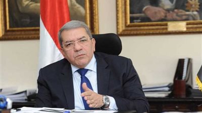 المالية: صرف رواتب العاملين بالجهاز الإداري بالدولة من 25-28 شهريًا