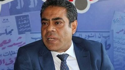 رئيس بعثة الأهلي يشيد بالتزام اللاعبين في الجابون