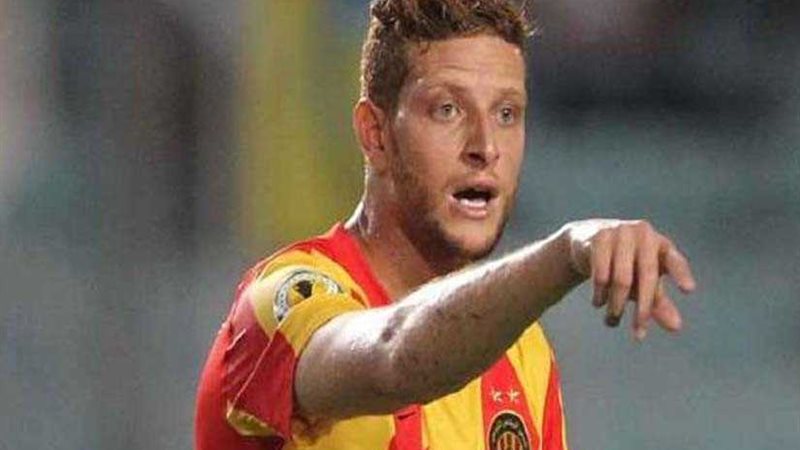 مهاجم منتخب تونس