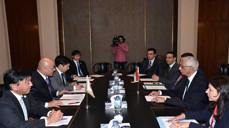 لوزا يستقبل نائب