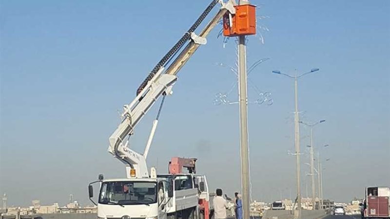 صيانة أعمدة الإنارة