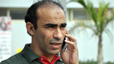 الأهلي يكشف عن القميص الجديد