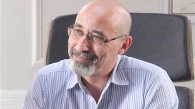 إسماعيل شرف 