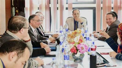 مجلس جامعة دمنهور يدين الأحداث الإرهابية