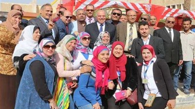 نقيب المعلمين يحث معلمي حلوان على المشاركة فى الانتخابات